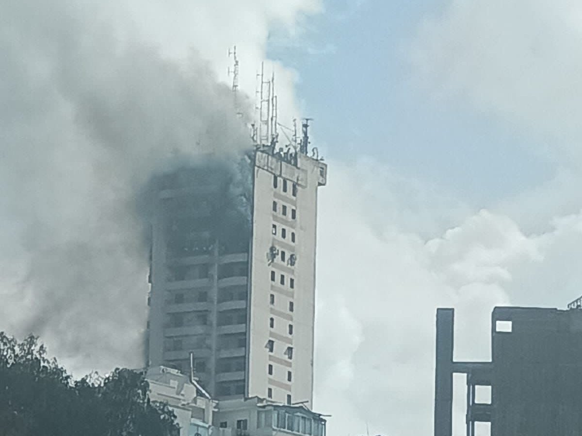 إخماد حريق كبير داخل مبنى في الأشرفية